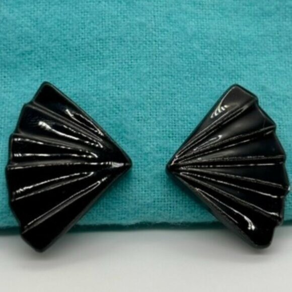 Unmarked Jewelry - Vintage Lucite Plastic Earrings Similar to Bakelite Black Fan Shape, Screw-Backs